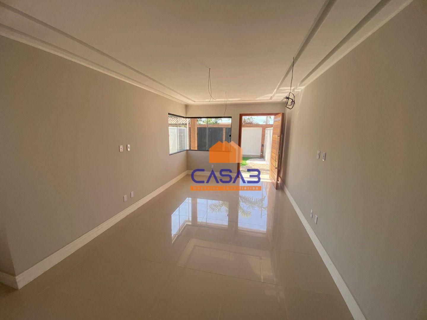 Casa à venda com 2 quartos, 77m² - Foto 6