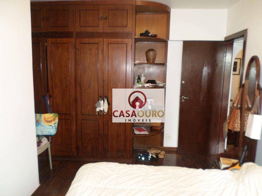 Apartamento à venda com 4 quartos, 150m² - Foto 23