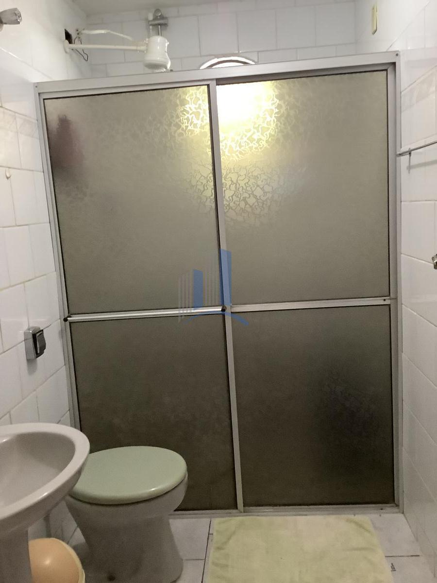 Sobrado à venda com 4 quartos, 218m² - Foto 10