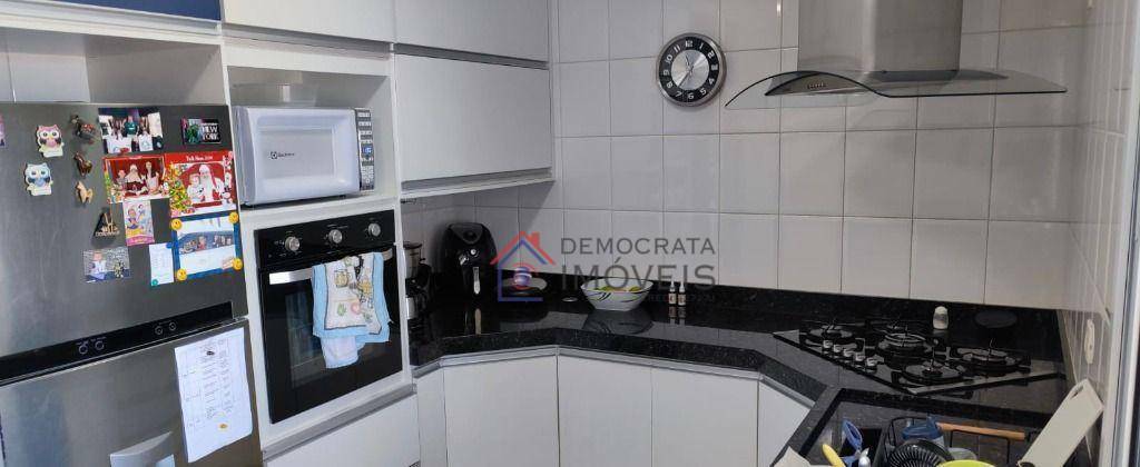 Apartamento à venda com 4 quartos, 104m² - Foto 5