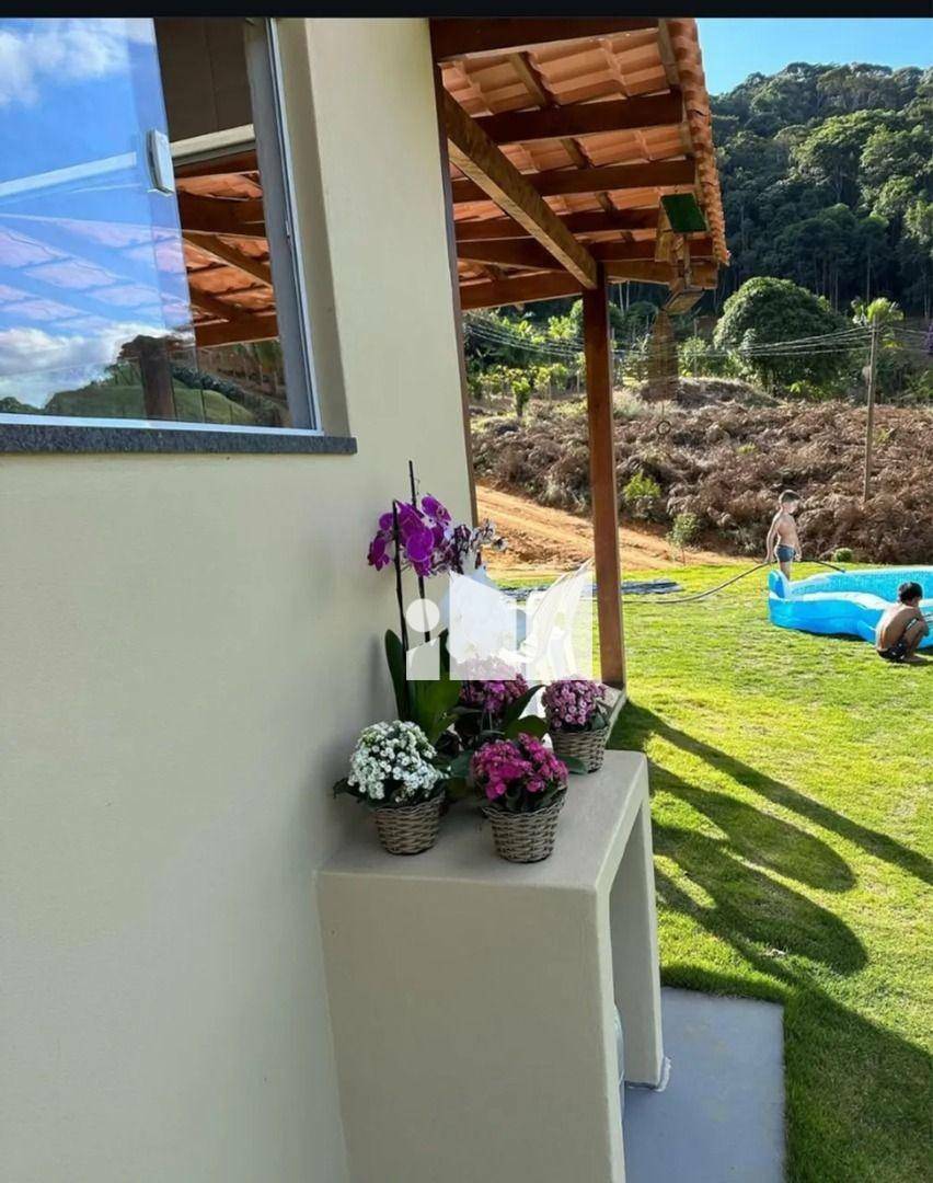 Casa à venda com 3 quartos, 143m² - Foto 4