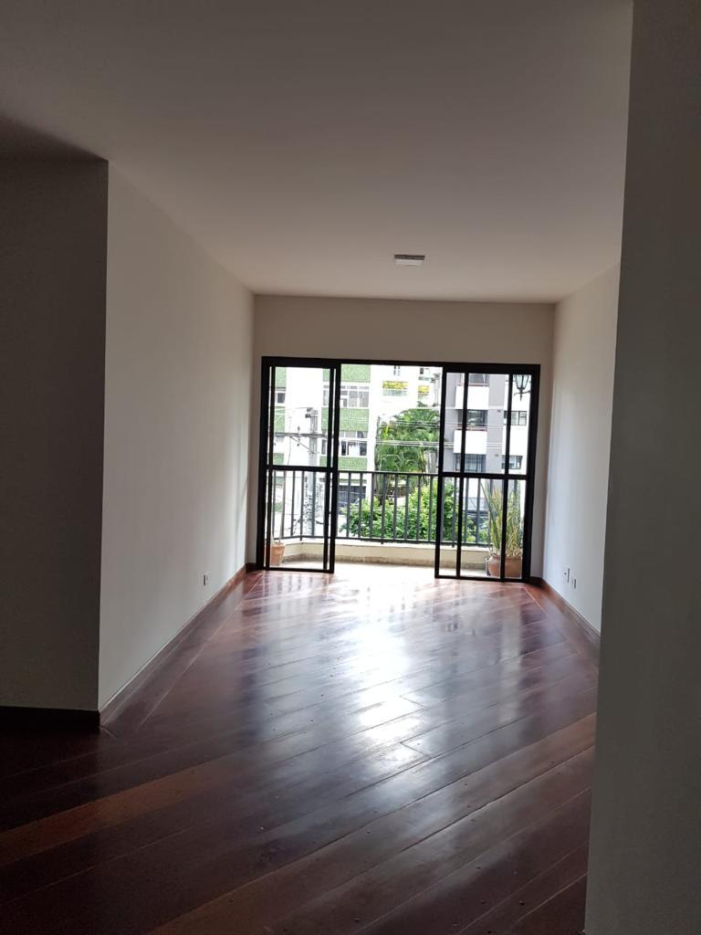 Apartamento à venda com 3 quartos, 127m² - Foto 6