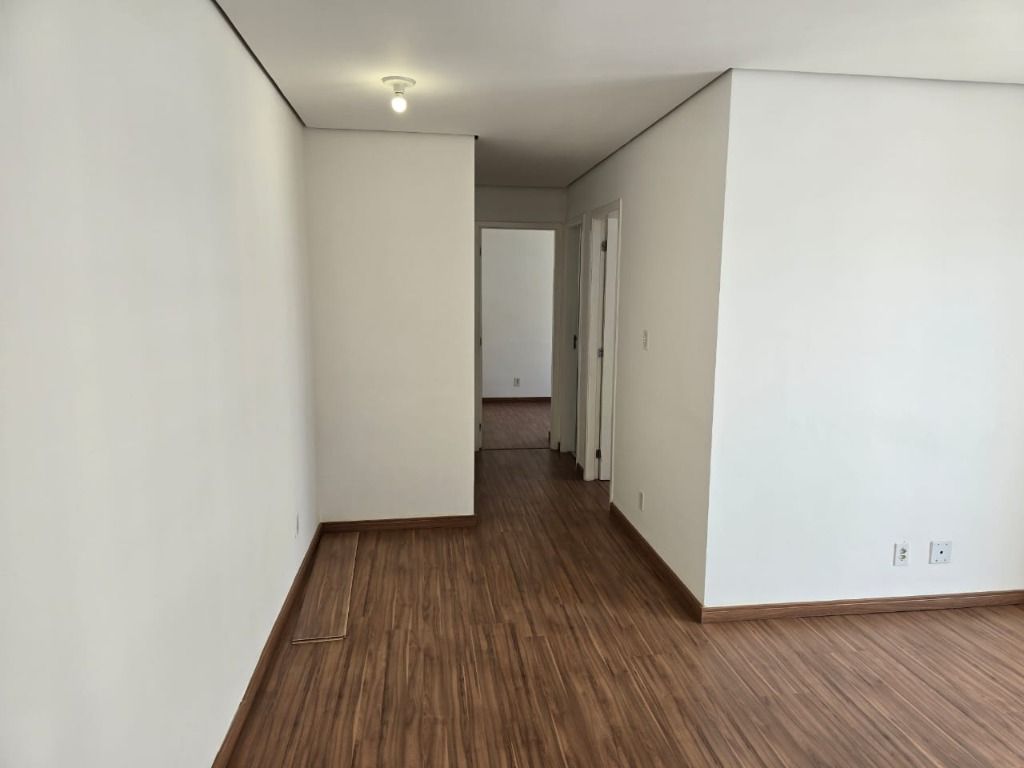 Apartamento à venda com 2 quartos, 55m² - Foto 8