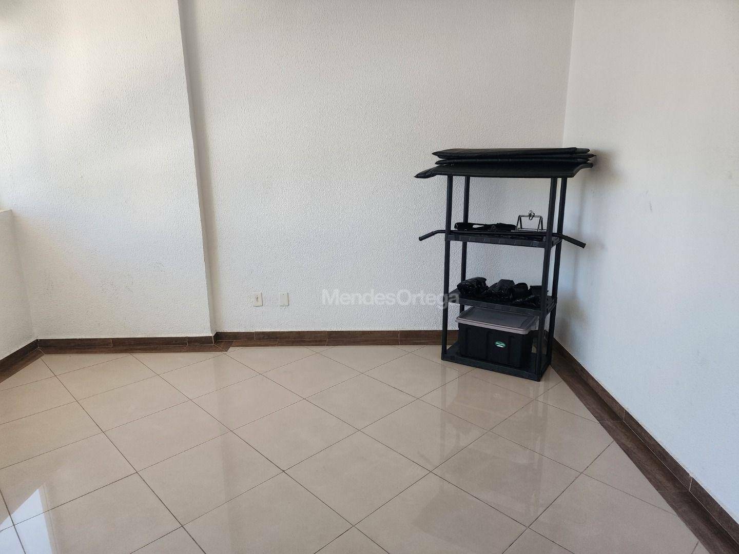 Apartamento para alugar com 3 quartos, 110m² - Foto 29