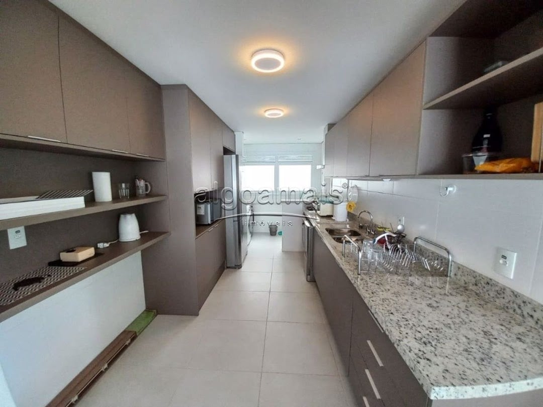 Apartamento à venda com 4 quartos, 135m² - Foto 8