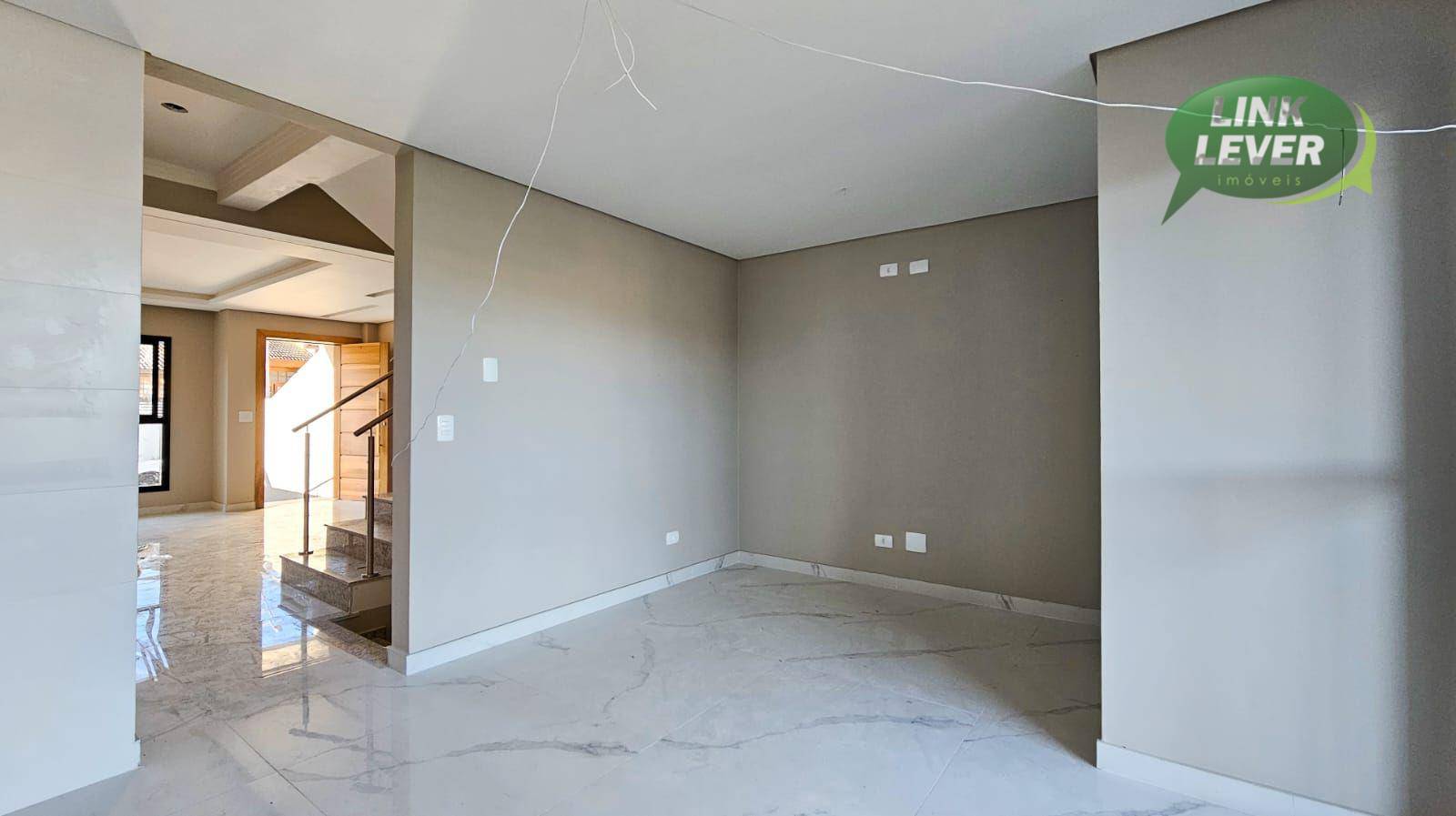 Sobrado à venda com 3 quartos, 254m² - Foto 3