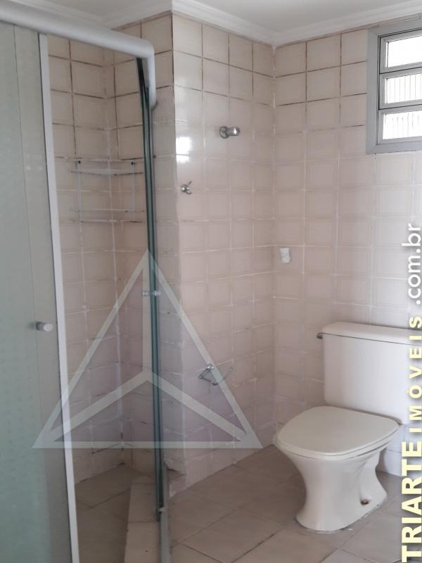 Apartamento para alugar com 3 quartos, 79m² - Foto 2