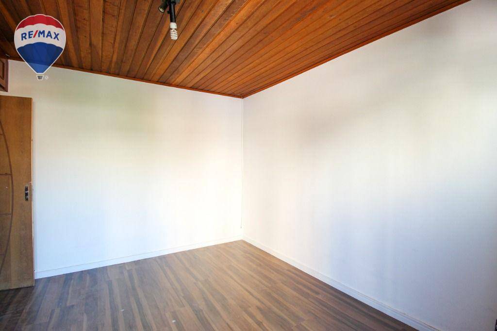 Casa para alugar com 4 quartos, 320m² - Foto 12