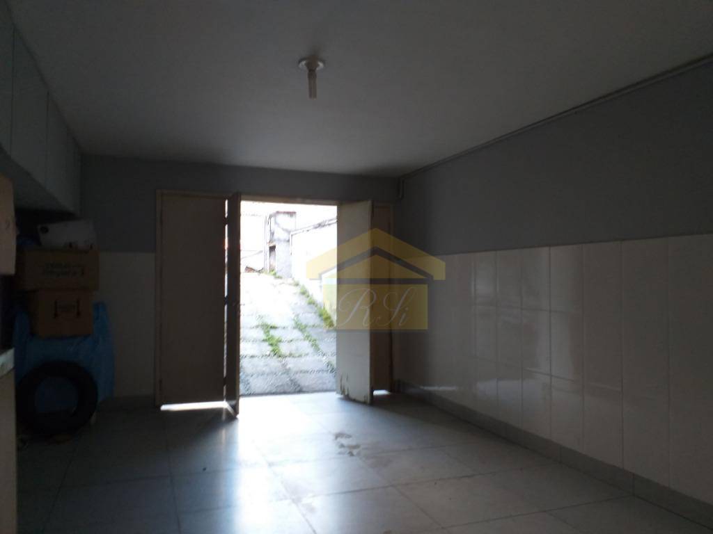 Sobrado à venda com 3 quartos, 136m² - Foto 2