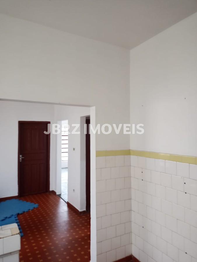 Casa à venda com 2 quartos, 256m² - Foto 12