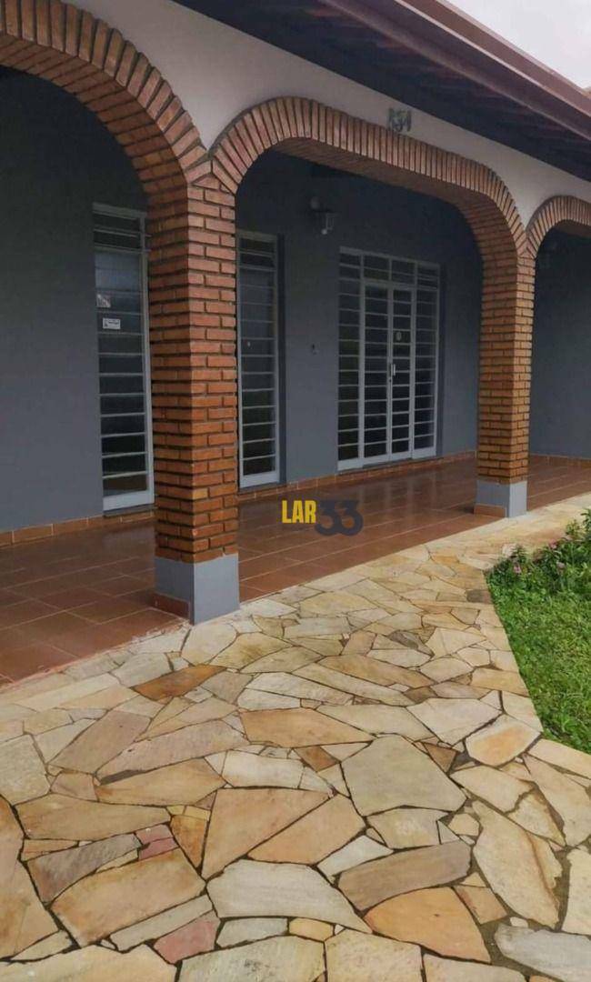 Casa à venda com 4 quartos, 280m² - Foto 3