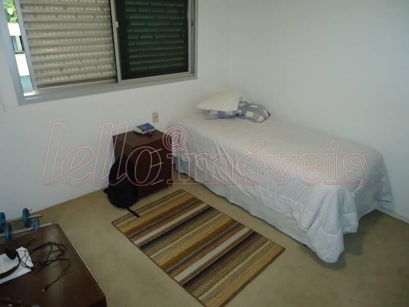 Apartamento à venda com 3 quartos, 200m² - Foto 17