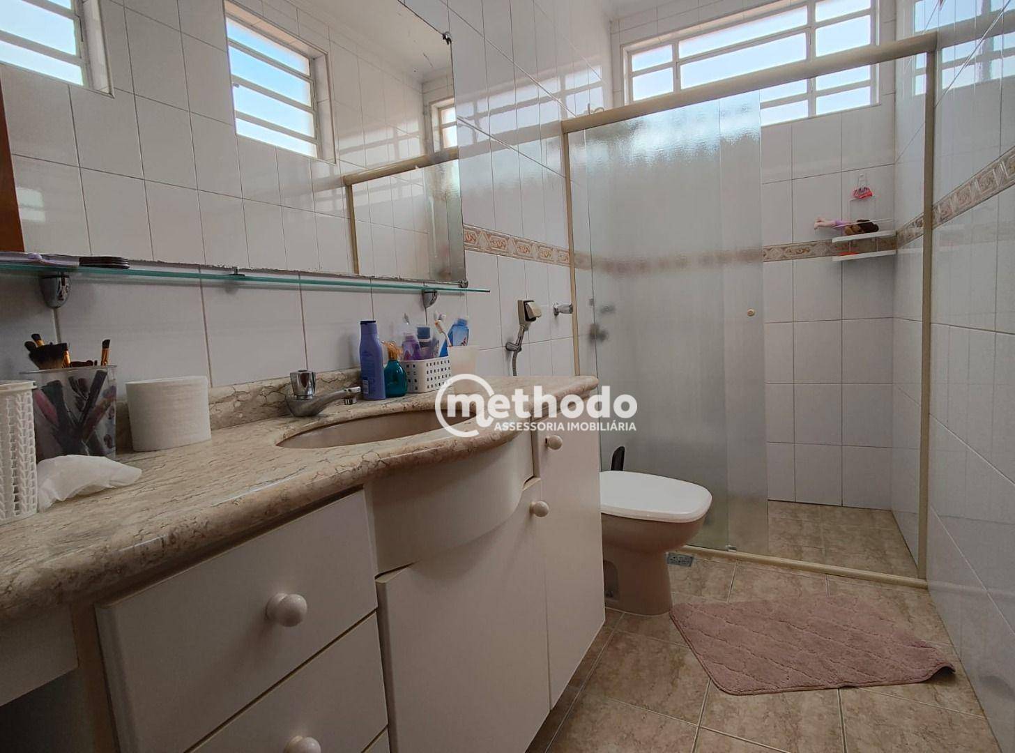 Casa à venda com 3 quartos, 200m² - Foto 22