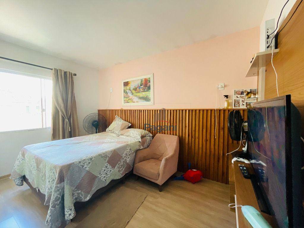 Casa à venda com 4 quartos, 286m² - Foto 16