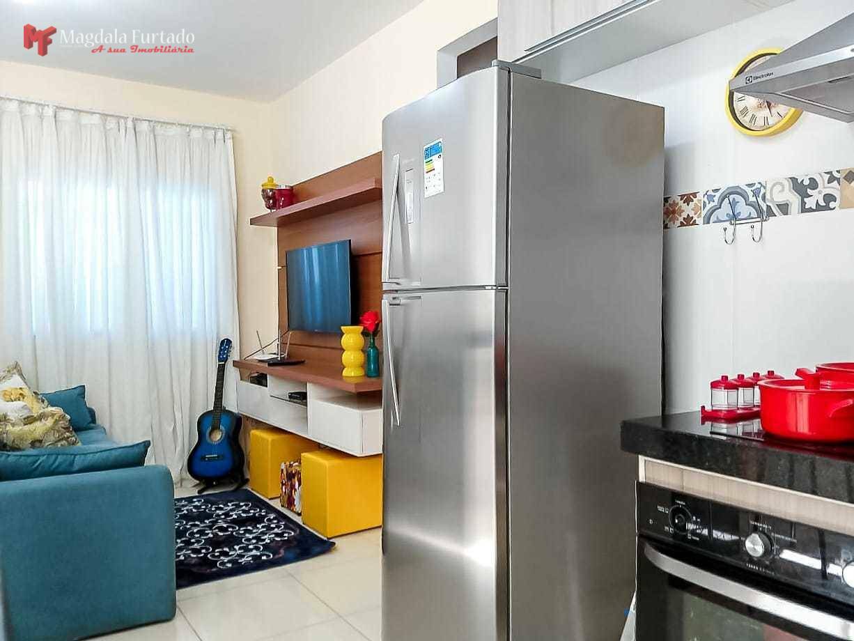 Casa à venda com 2 quartos, 70m² - Foto 6