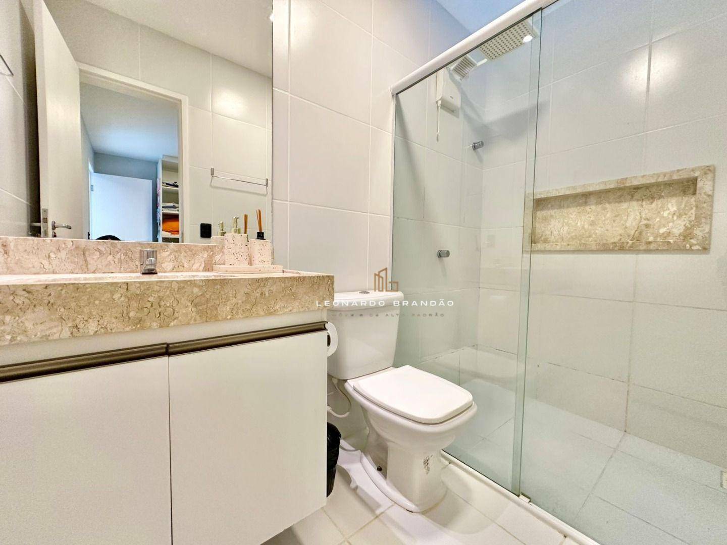Casa de Condomínio à venda com 4 quartos, 206m² - Foto 30