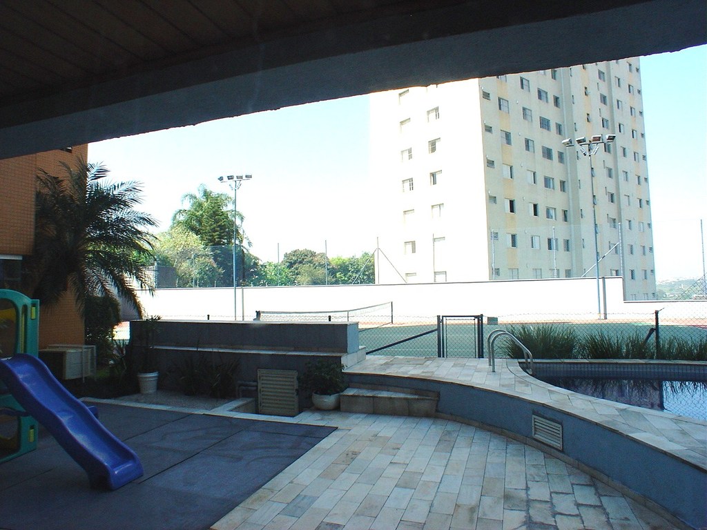 Apartamento à venda com 3 quartos, 140m² - Foto 3