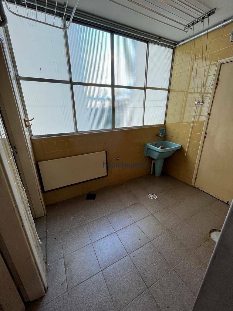 Apartamento à venda com 3 quartos, 157m² - Foto 11