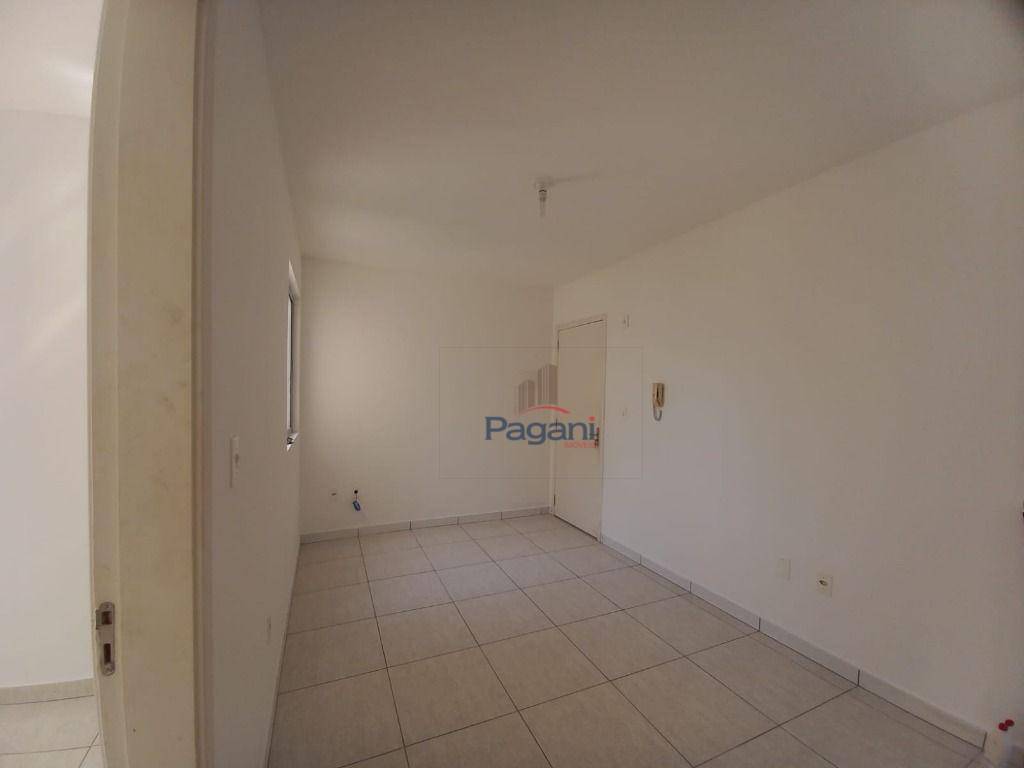 Apartamento para alugar com 2 quartos, 47m² - Foto 7