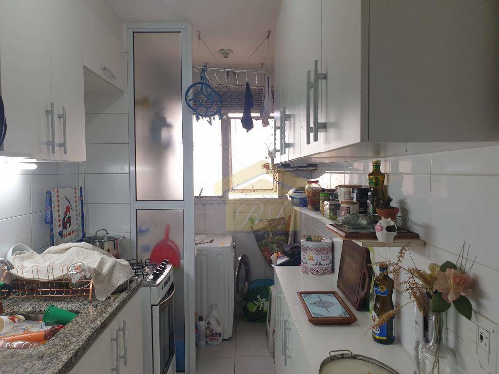 Apartamento à venda com 3 quartos, 61m² - Foto 6