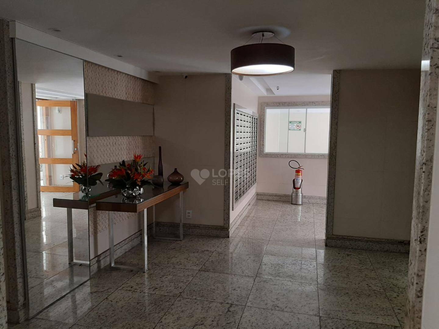 Apartamento à venda com 2 quartos, 57m² - Foto 15