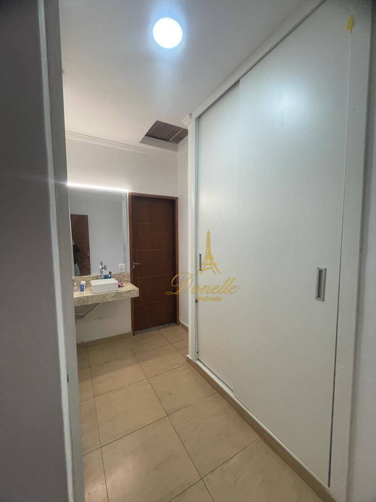 Sobrado à venda com 3 quartos, 216m² - Foto 11