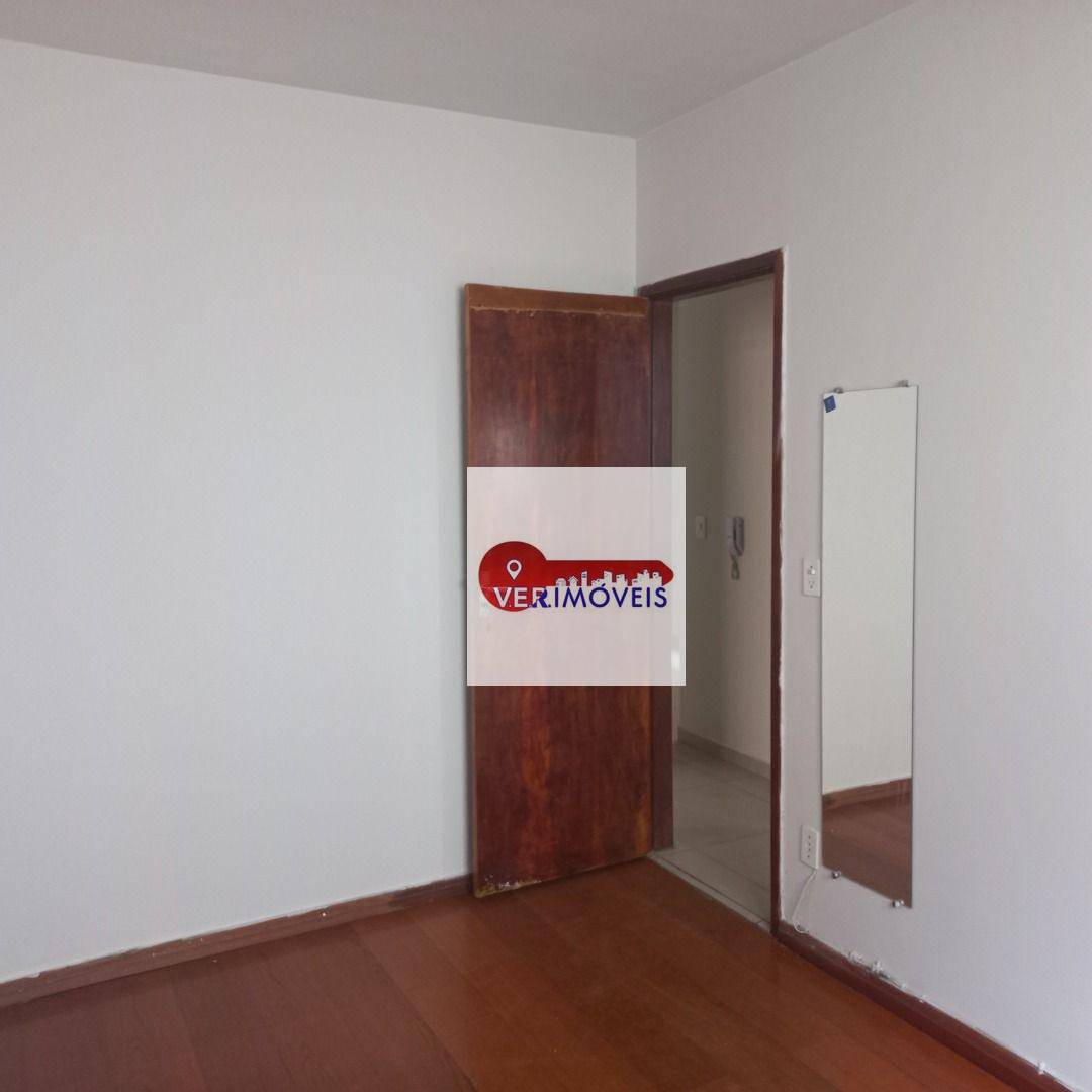 Apartamento à venda com 3 quartos, 75m² - Foto 17