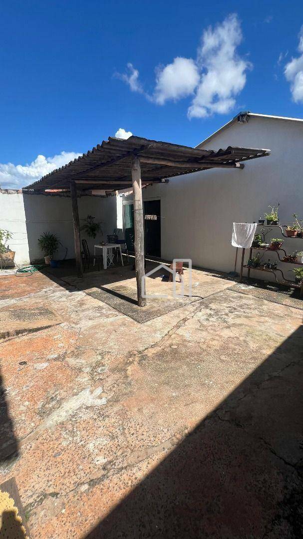 Casa à venda com 3 quartos, 1m² - Foto 15