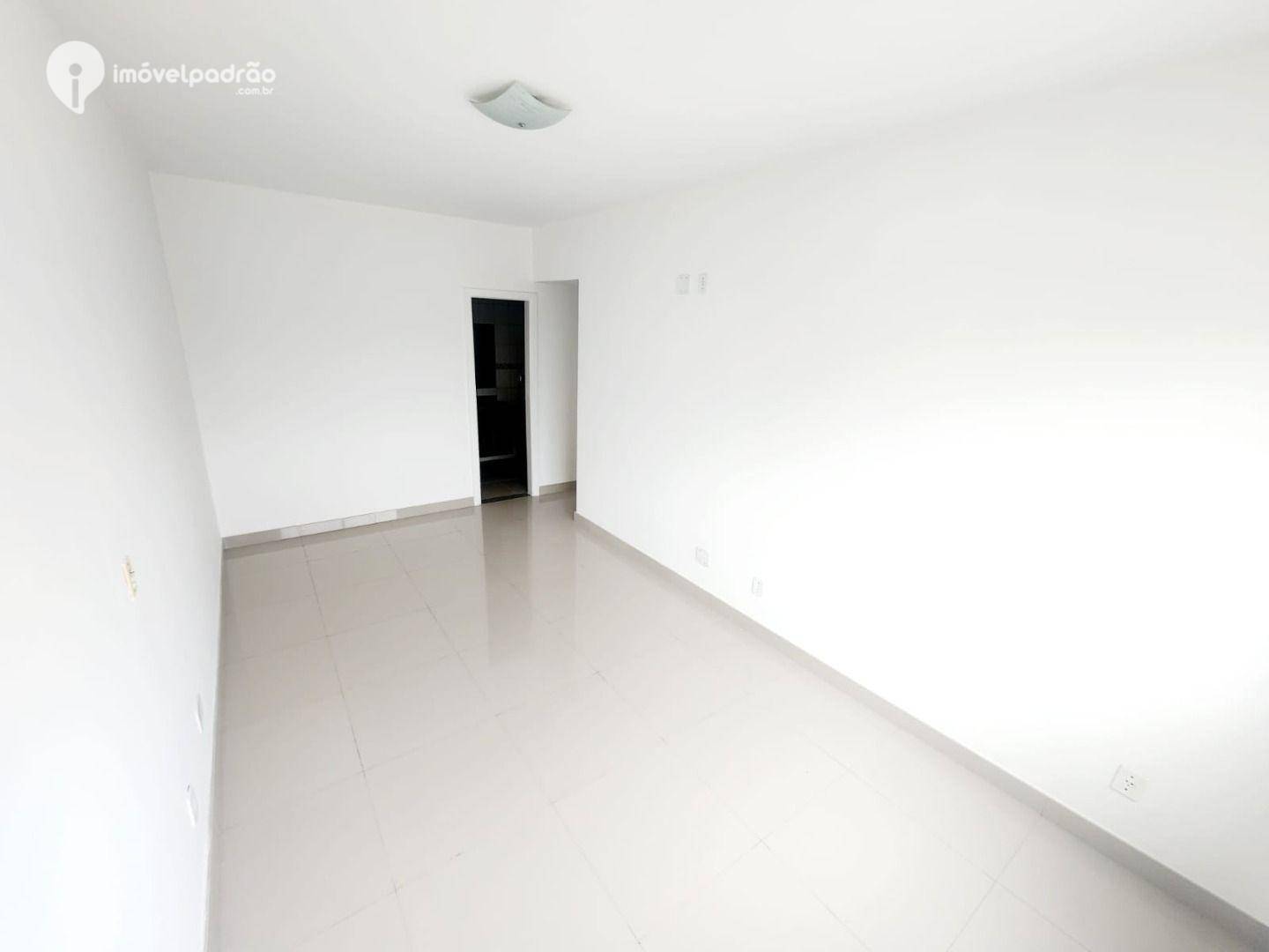 Apartamento à venda com 2 quartos, 90m² - Foto 11