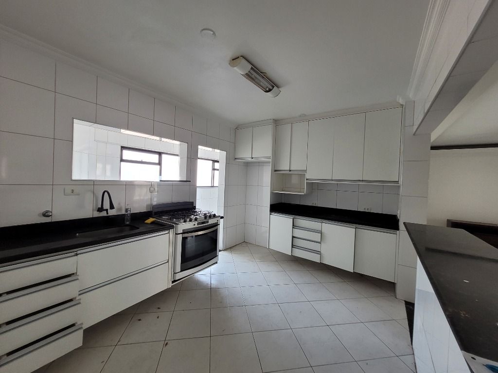 Apartamento à venda com 4 quartos, 140m² - Foto 25