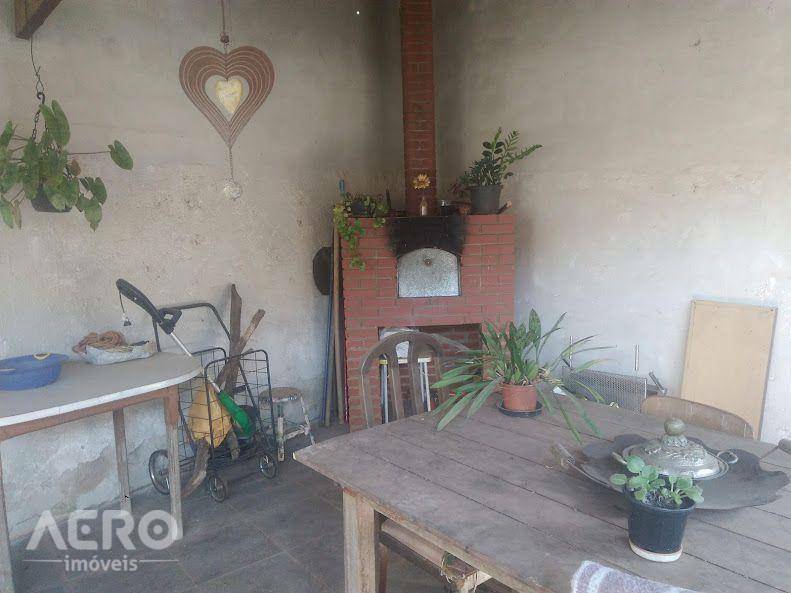 Casa à venda com 2 quartos, 90m² - Foto 16