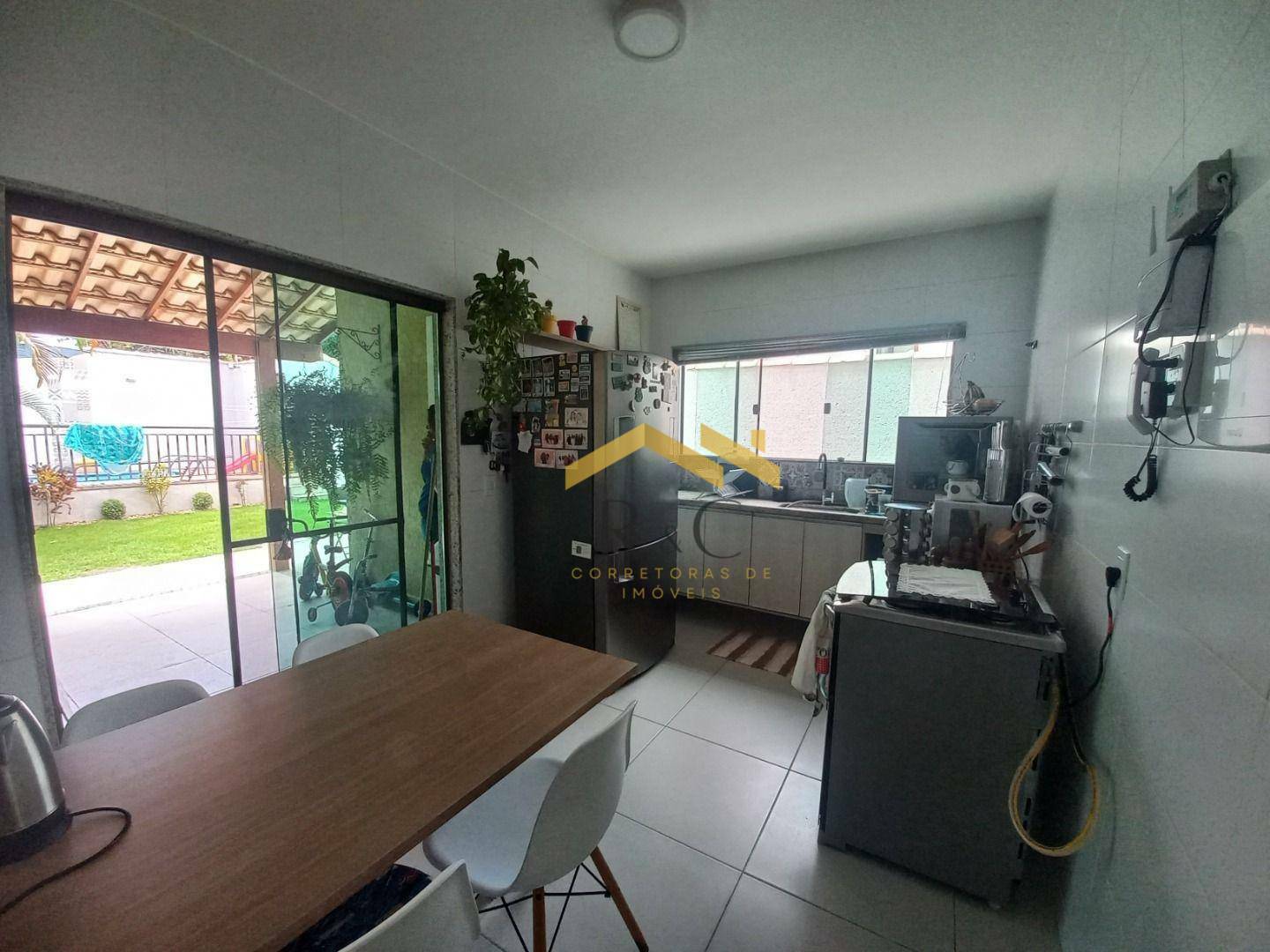 Casa à venda com 3 quartos, 132m² - Foto 16