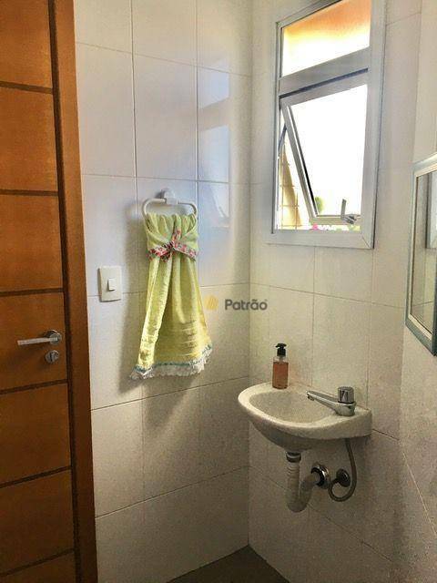 Apartamento à venda com 3 quartos, 138m² - Foto 17