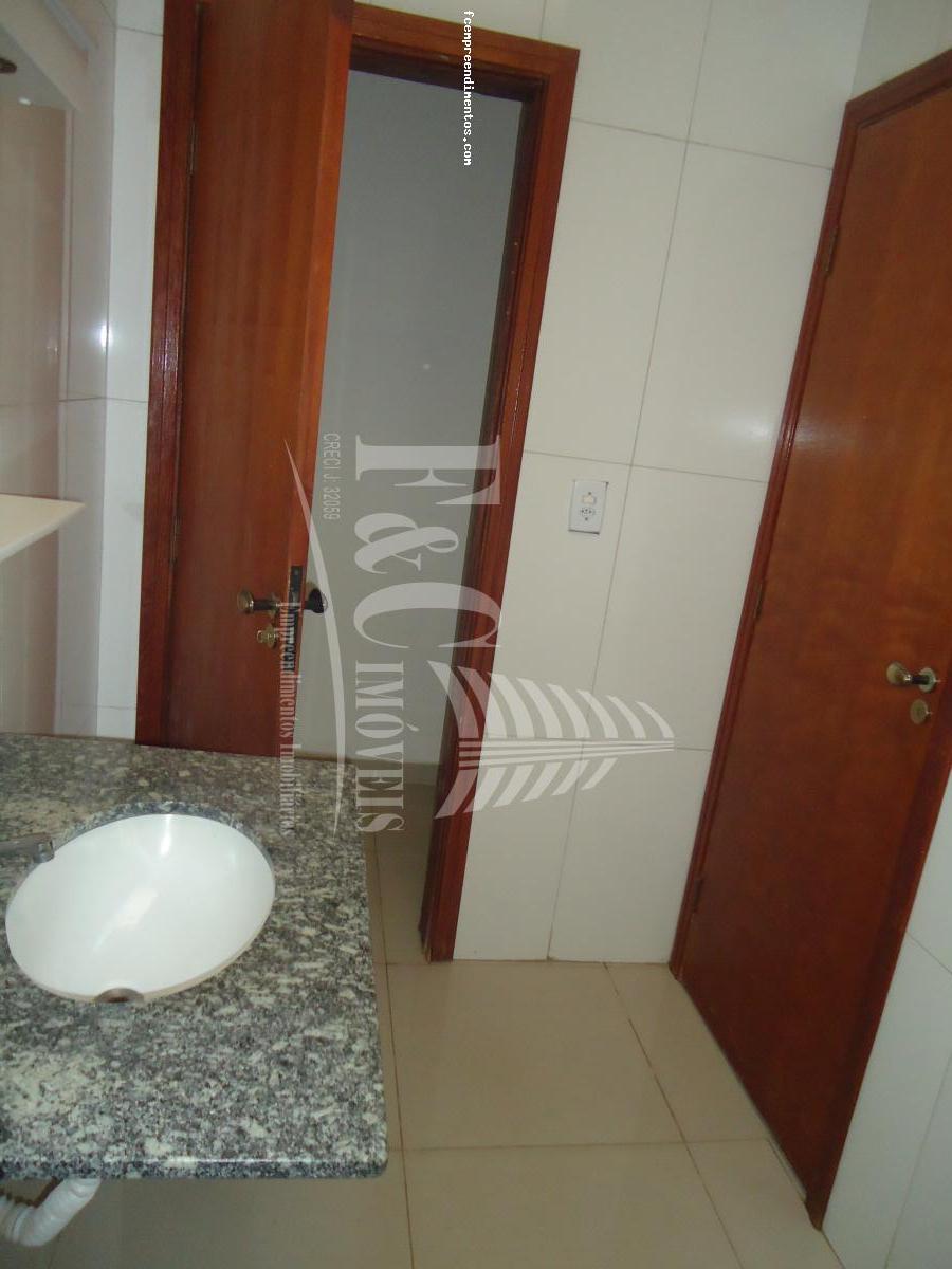 Casa à venda com 2 quartos, 140m² - Foto 15