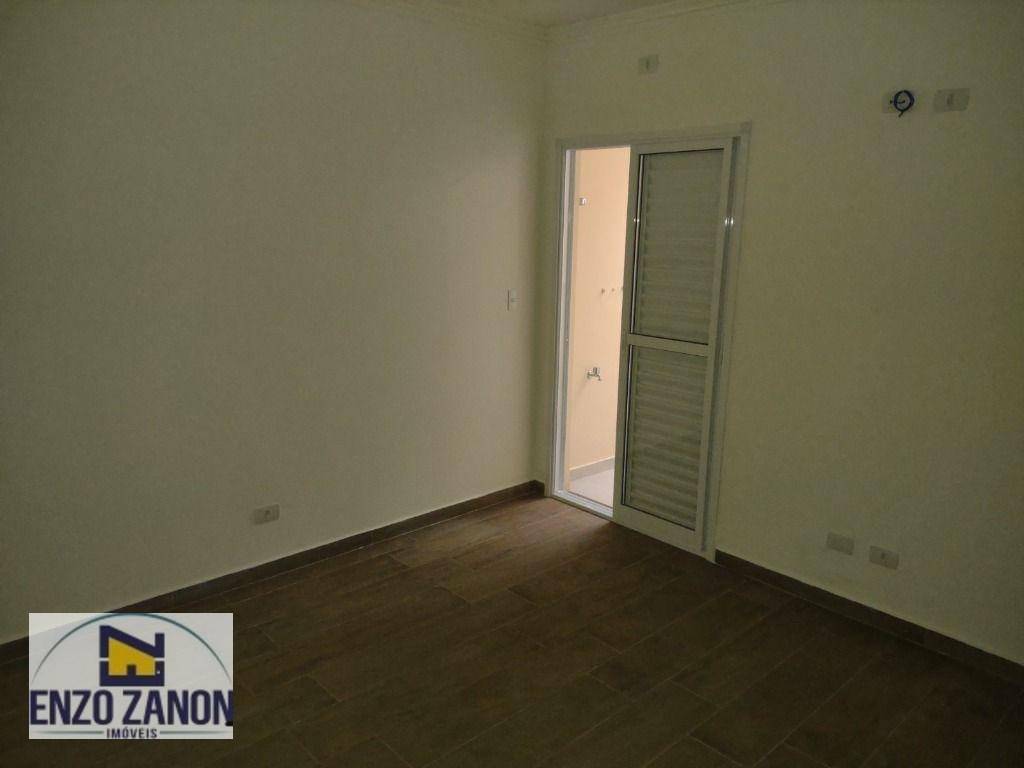 Sobrado à venda com 3 quartos, 198m² - Foto 12