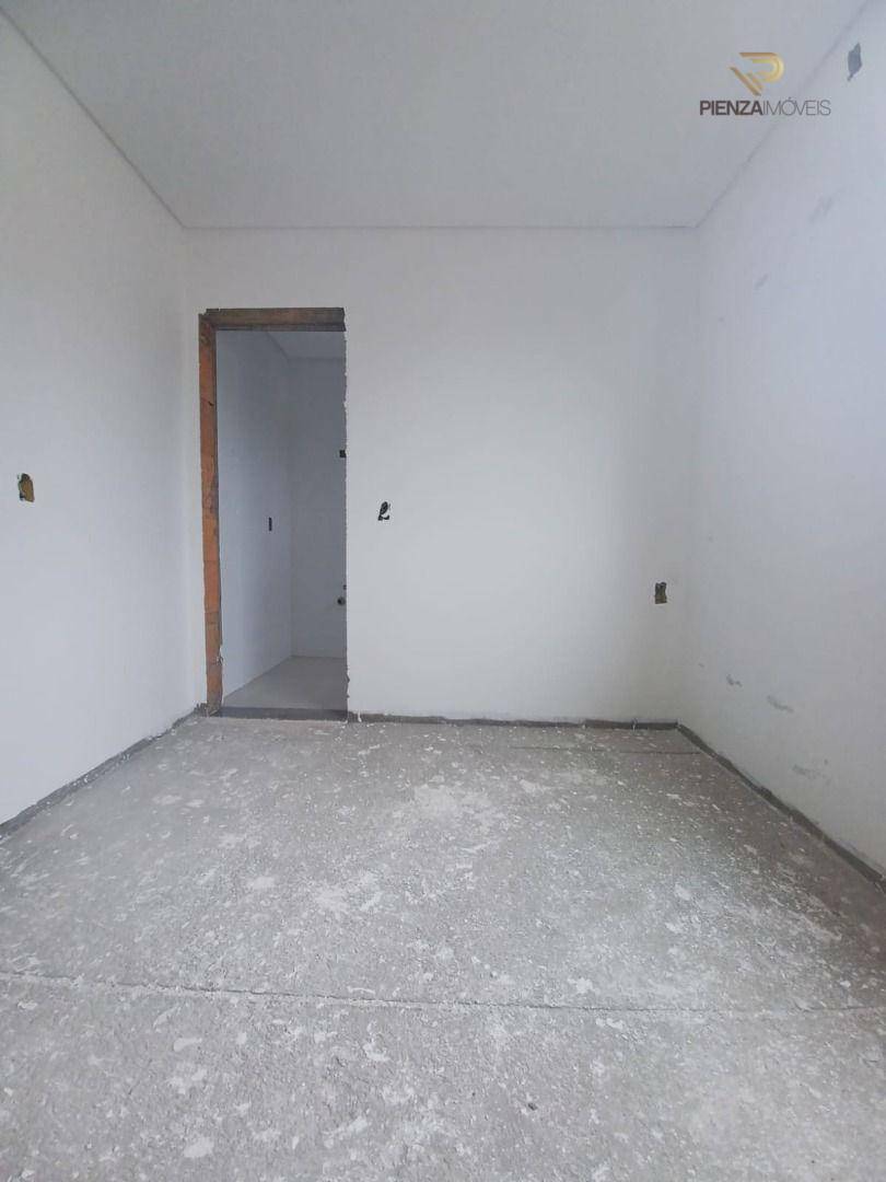 Apartamento à venda com 2 quartos, 61m² - Foto 6