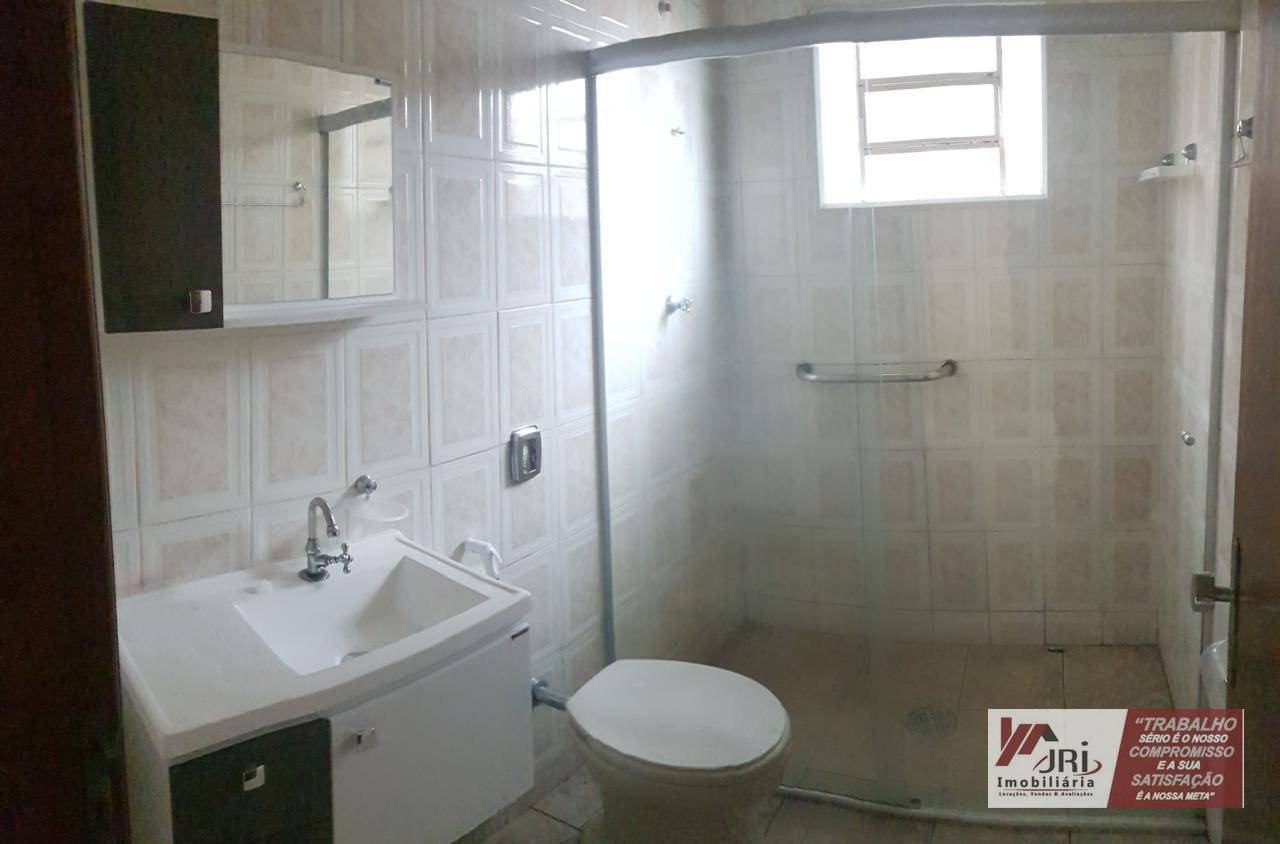 Casa à venda com 3 quartos, 186m² - Foto 8