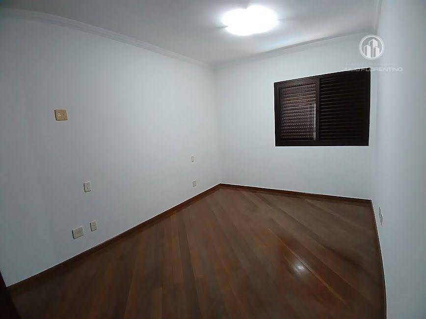 Apartamento à venda com 4 quartos, 273m² - Foto 20