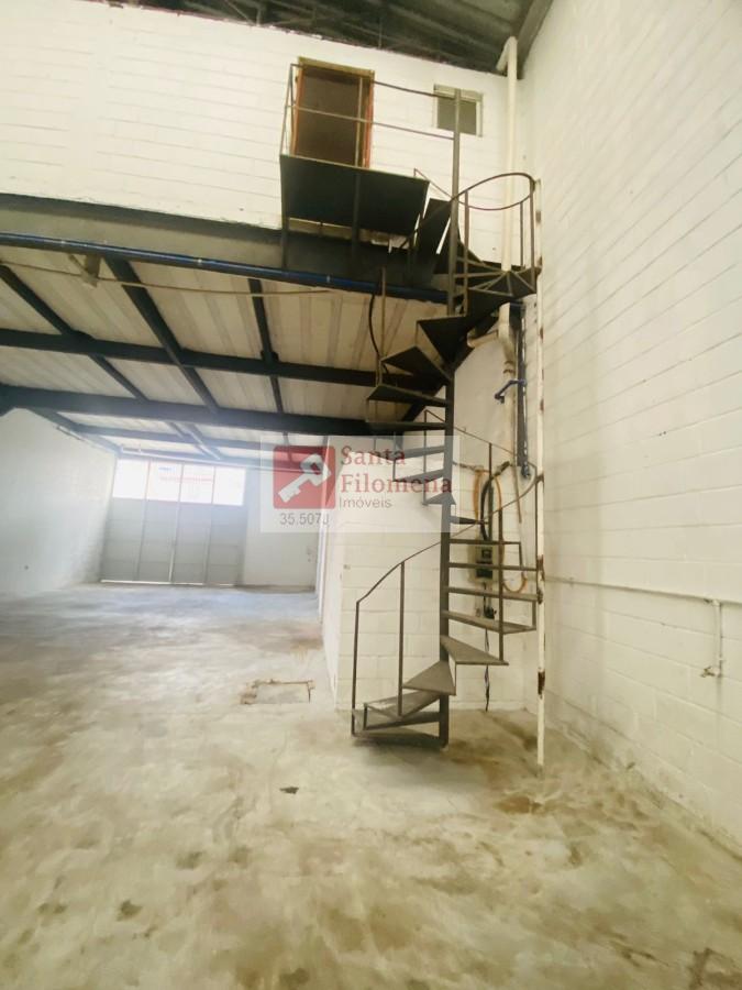 Depósito-Galpão-Armazém para alugar, 715m² - Foto 22