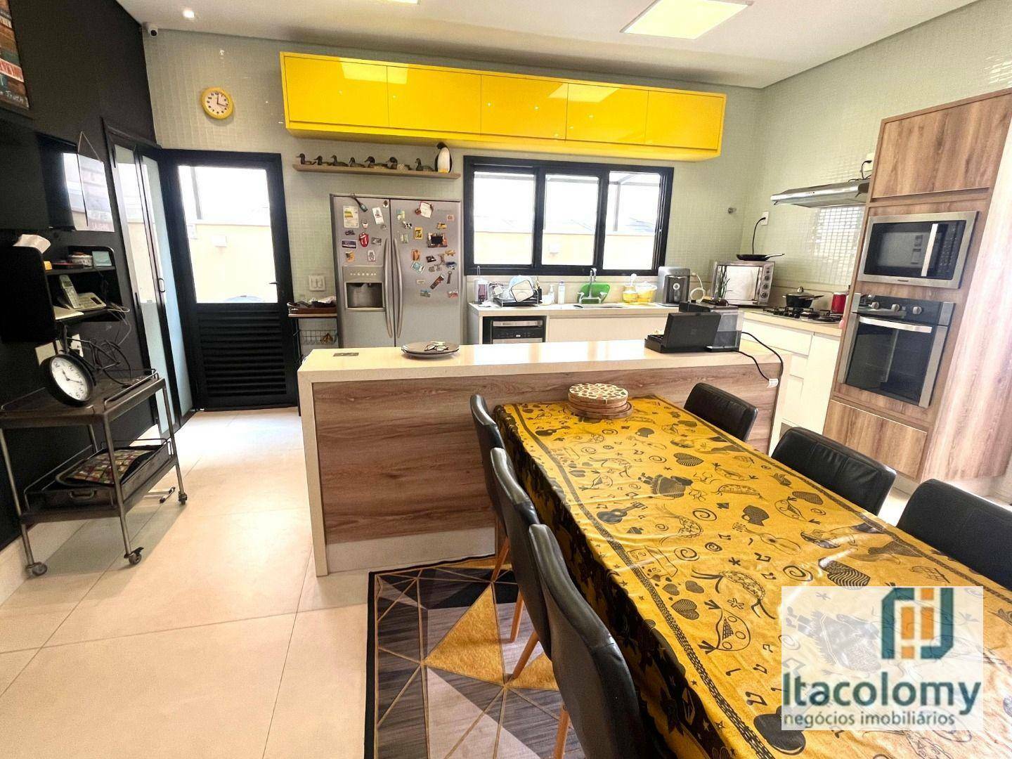 Casa de Condomínio à venda com 3 quartos, 340m² - Foto 12