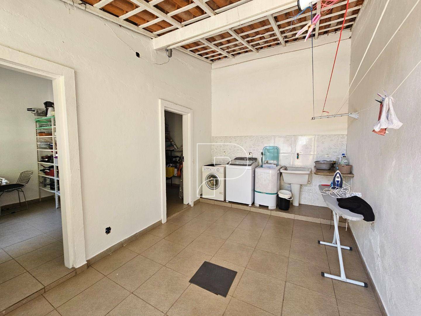 Casa de Condomínio à venda com 3 quartos, 355m² - Foto 40