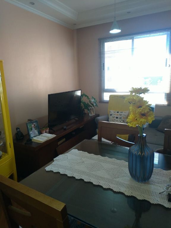 Apartamento à venda com 2 quartos, 45m² - Foto 3