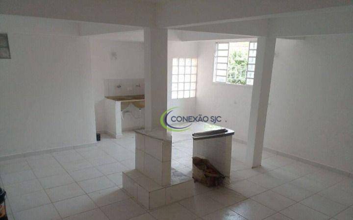 Sobrado à venda com 5 quartos, 200m² - Foto 11