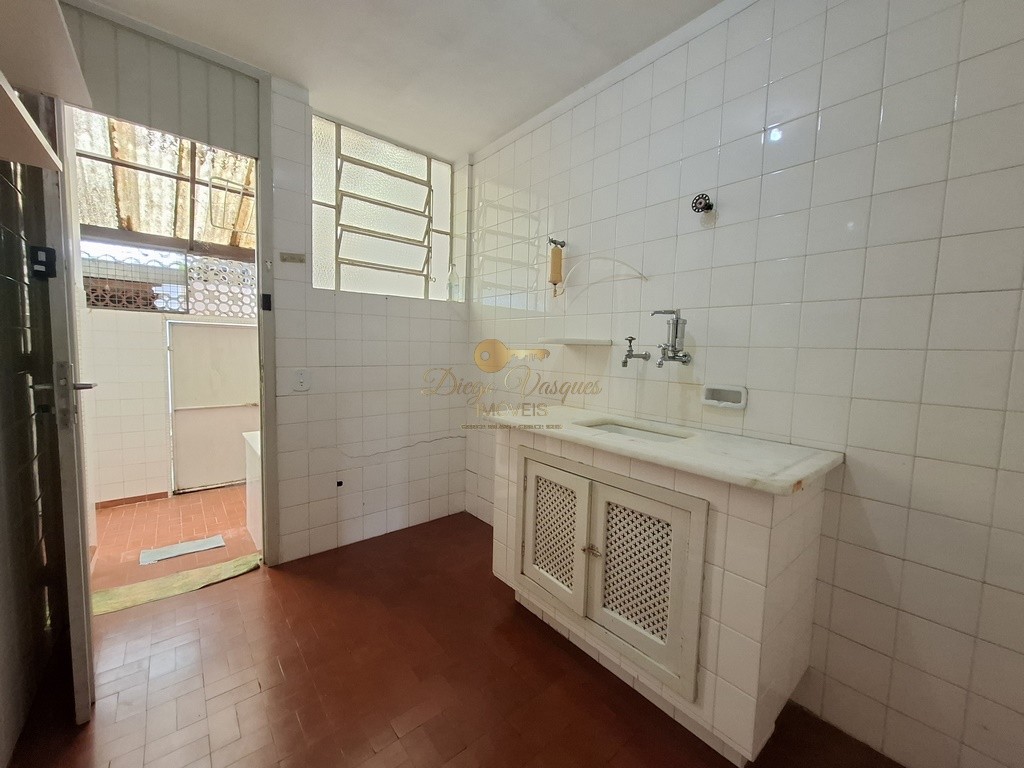 Casa à venda com 2 quartos, 80m² - Foto 7