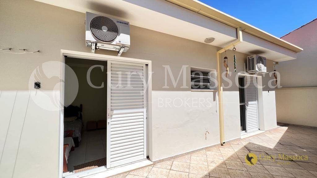 Casa à venda com 4 quartos, 208m² - Foto 21