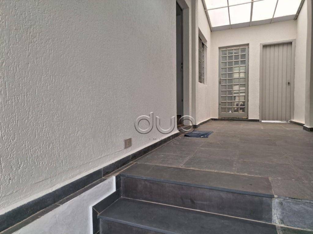 Casa à venda com 3 quartos, 108m² - Foto 3