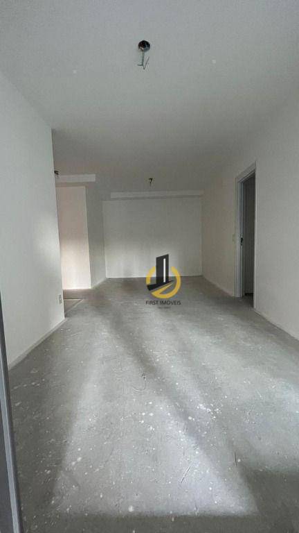 Apartamento à venda com 3 quartos, 105m² - Foto 10