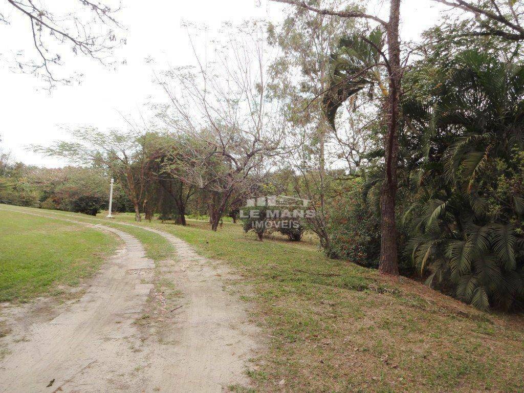 Chácara à venda com 3 quartos, 279m² - Foto 4