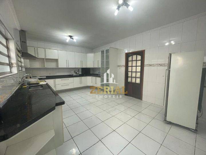 Sobrado à venda com 3 quartos, 212m² - Foto 30