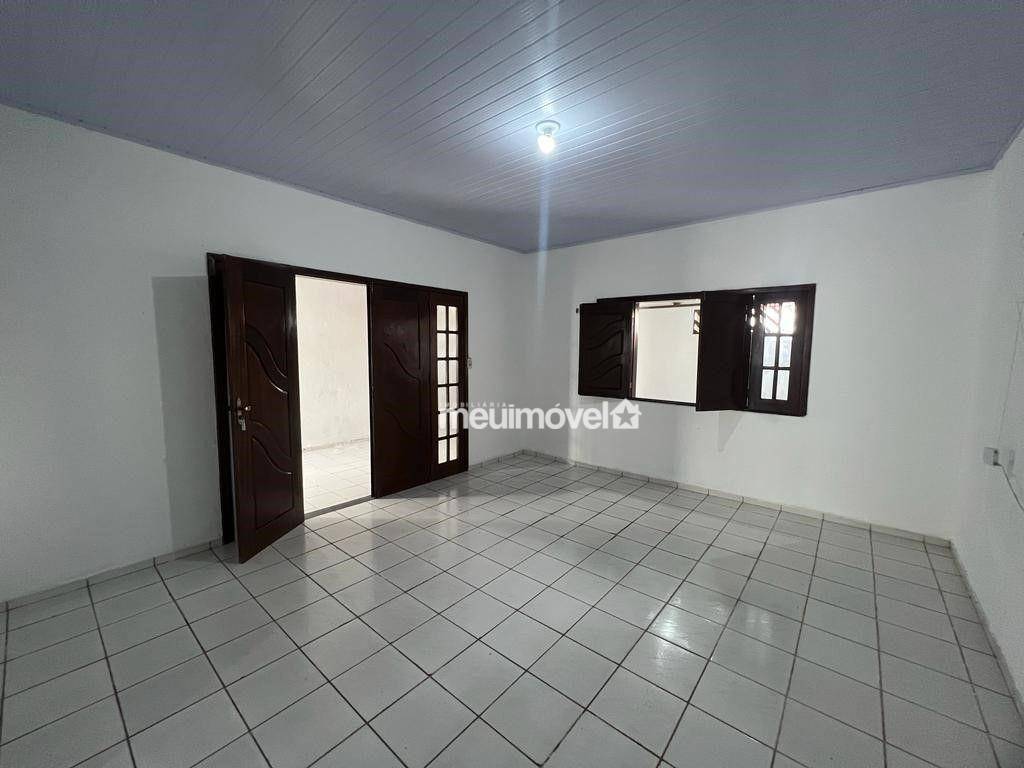 Casa para alugar com 2 quartos, 125m² - Foto 3